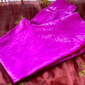 Fabletics Pink Powerhold Capris small